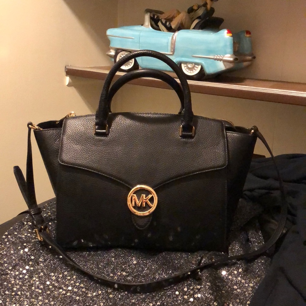 Michael kors Bag - Picture 2 of 8